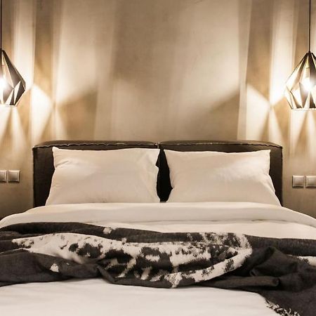 Chic Apartment - Strolling To The Athenian Streets Atenas Exterior foto