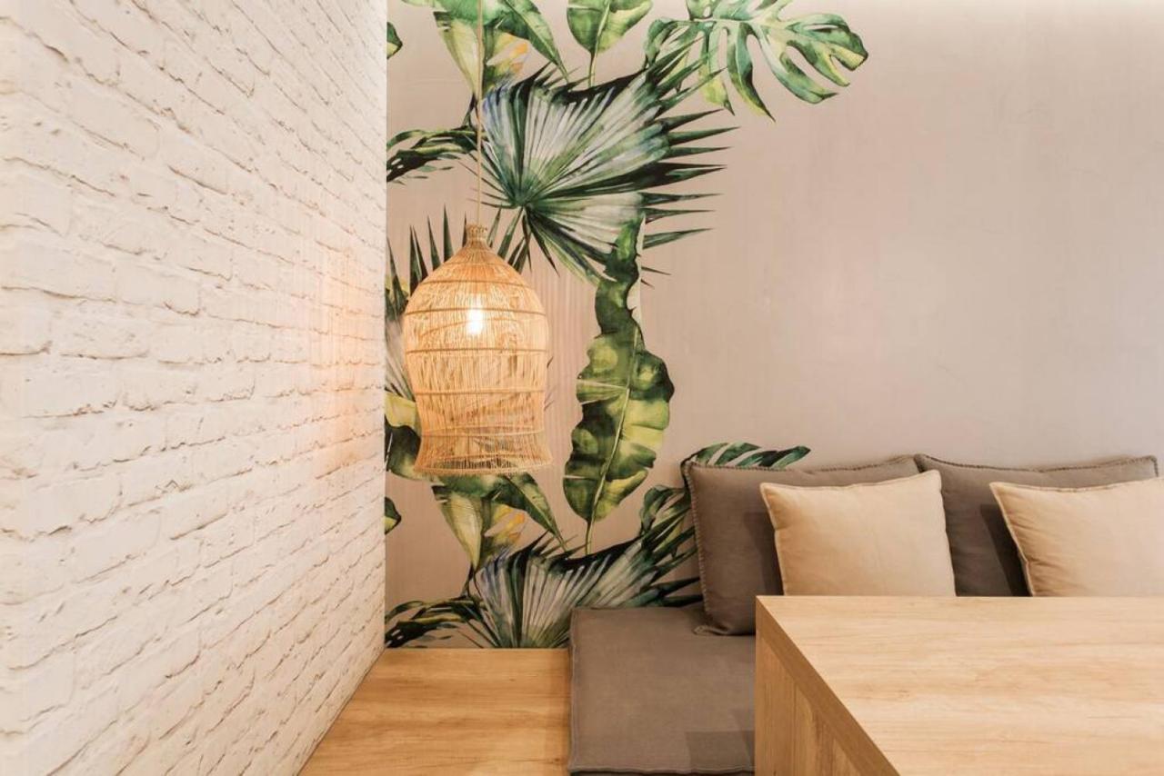 Chic Apartment - Strolling To The Athenian Streets Atenas Exterior foto