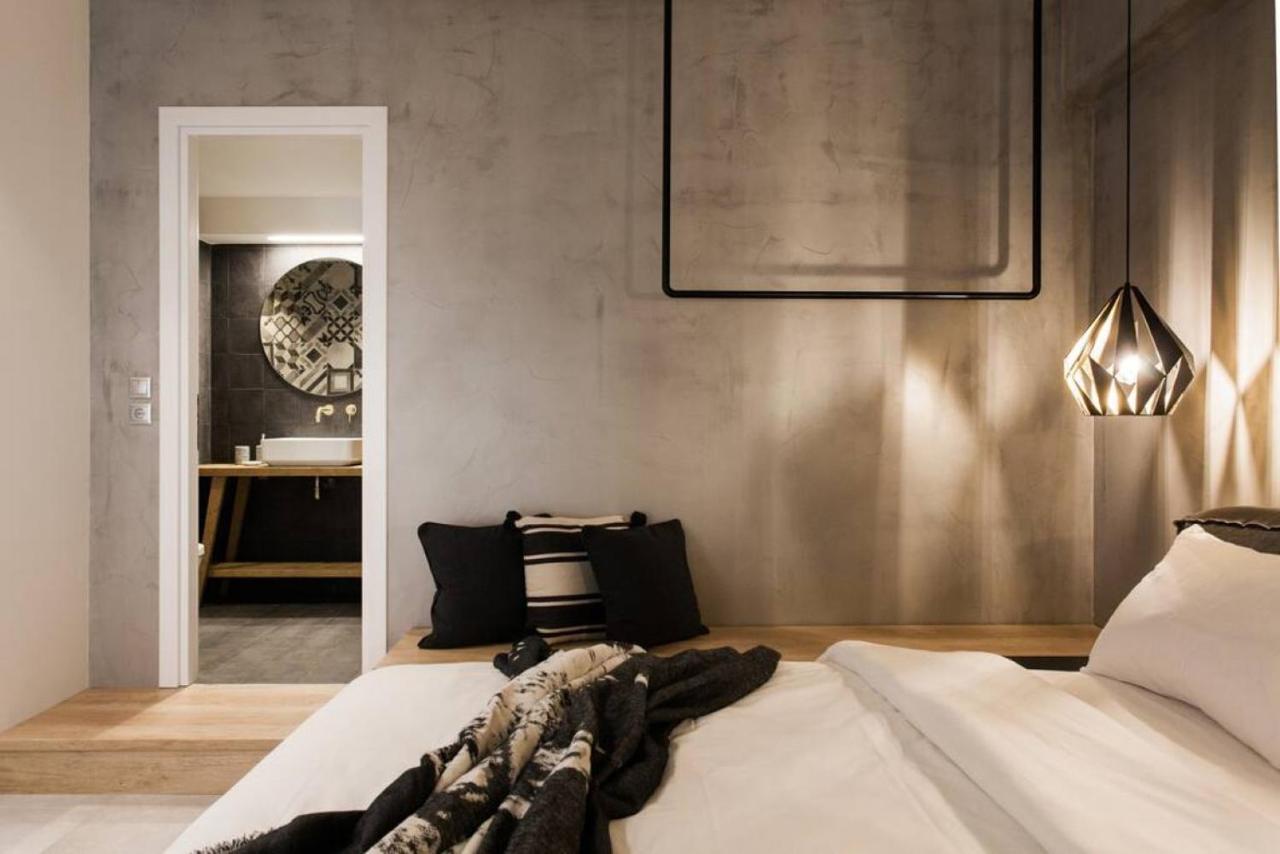 Chic Apartment - Strolling To The Athenian Streets Atenas Exterior foto